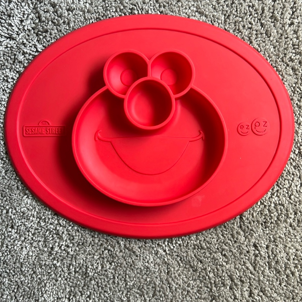 ezpz Mini Mat (Elmo red) - 100% Silicone Plates with Suction & Built-in Placemat
